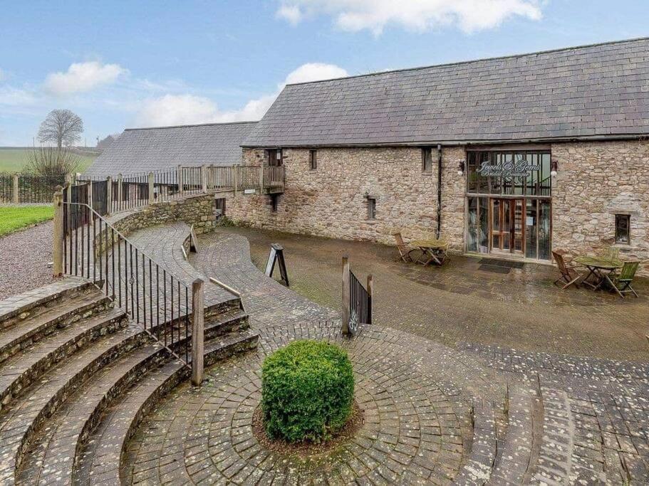 Beech Cottage, Spacious Rural Retreat アースク エクステリア 写真